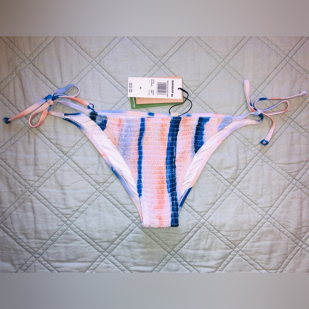 Quicksilver bikini bottom (M)